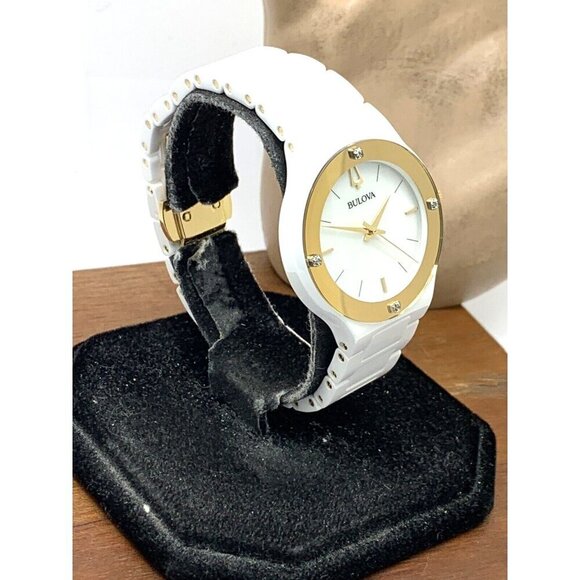 Bulova Women\'s Watch 98R292 Millennia Quartz Gold White Dial Ceramic Dial 35mm